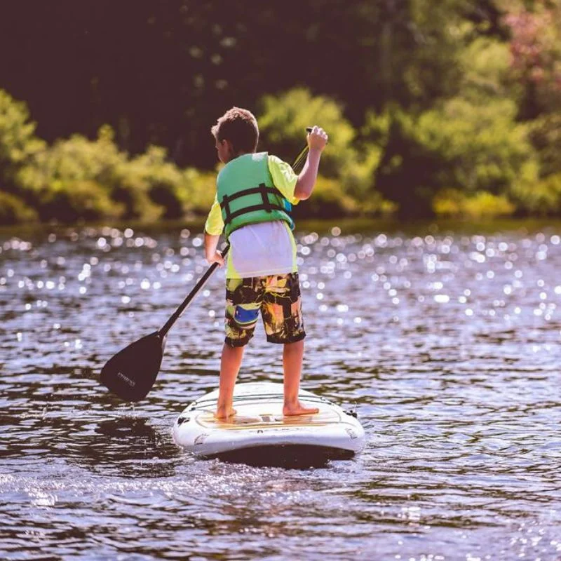 Kayak and paddleboard rental 
