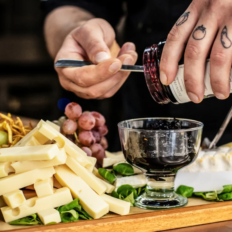 Unterkunft mit Halbpension - Artikeltitel